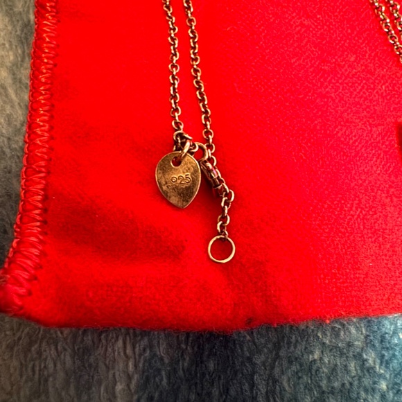 Me & Ro Skull necklace - Picture 2 of 5